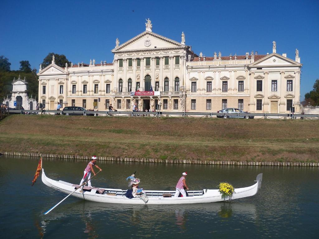 Отель Relais Alcova Del Doge Мира Экстерьер фото